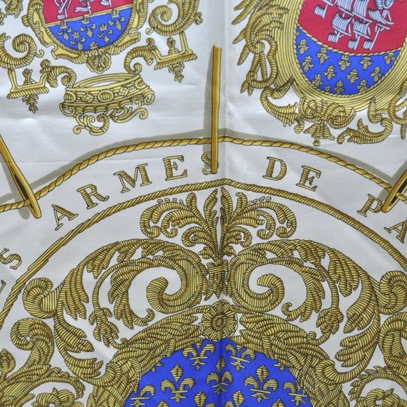 Authentic HERMES Carre 90 Scarf "LES ARMES DE PARIS" Silk Yellow - Picture 7 of 12